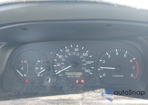 2000 Toyota Camry Ce/Le/Xle z USA, uszkodzony, nr VIN 4T1BG22K9YU652081